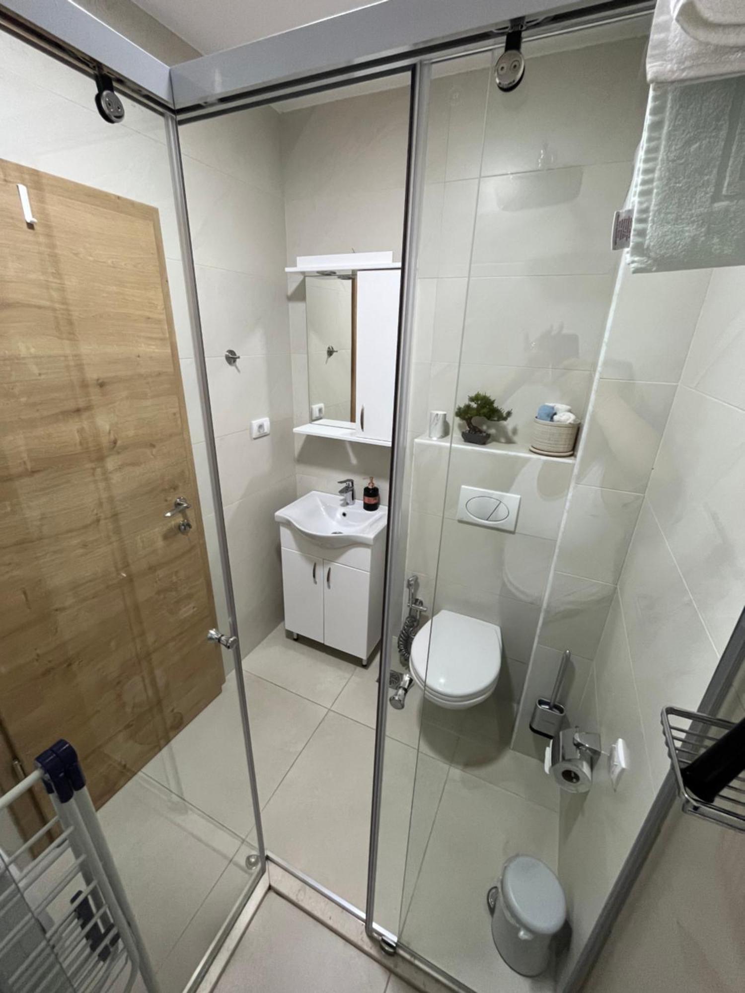 Art'S Apartment Mit Pool Ulcinj Pinjes Luaran gambar